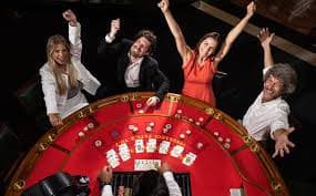 Antarmuka permainan Dragon Hatch di mahjong 5000 dengan tema naga yang menarik